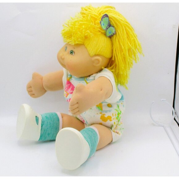 2004 CPK Play Along Lemon Crimped Hair Doll Green Eyes Freckles Retro Outfit Sho - Picture 5 of 9